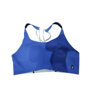 On Active Bra Performance Sports Bra size LARGE